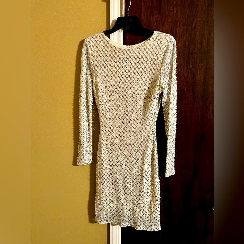 Size large dress worn once